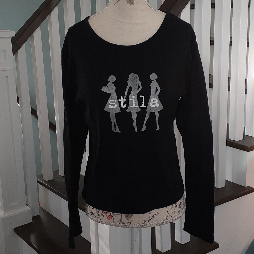 % Vintage black Stila long sleeve shirt